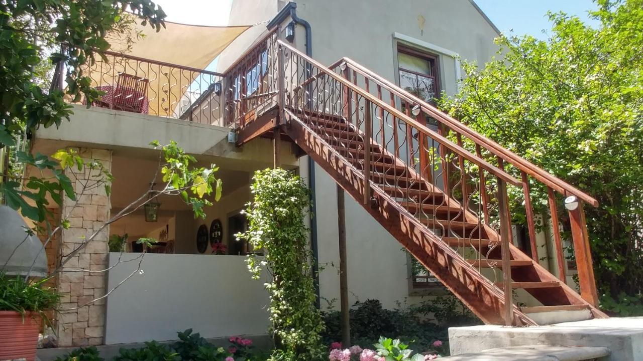 Aan De Vliet Guest House Stellenbosch Exteriör bild