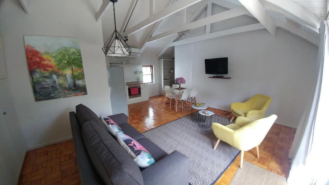 Aan De Vliet Guest House Stellenbosch Exteriör bild